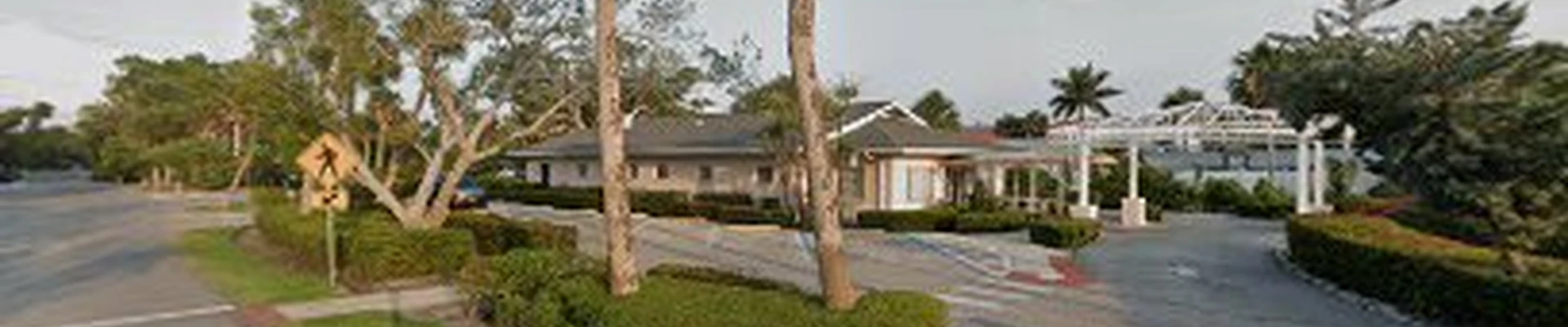 Tom E Dixon Tree Trimming Inc