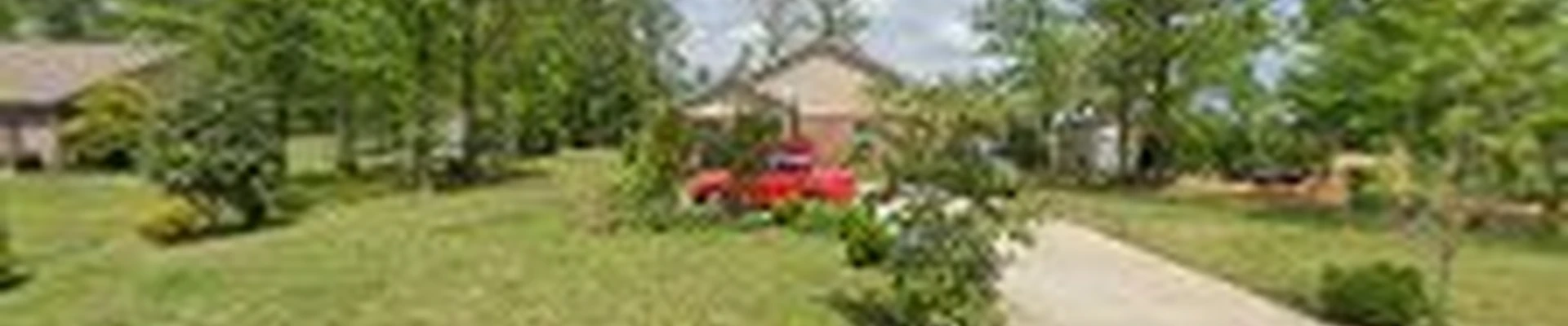 Gomez Tree Service