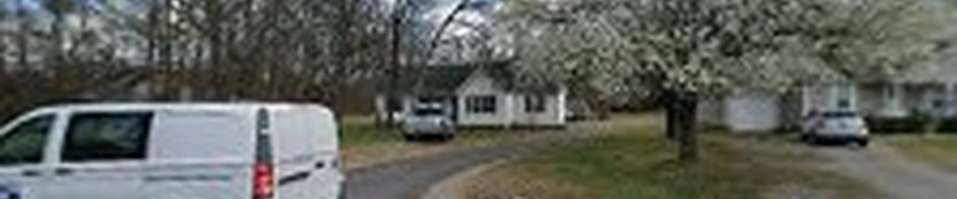 Greencuts LLC- Tree Service