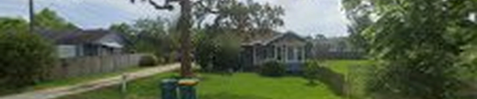 E Mykael Tree Trimming and removal service