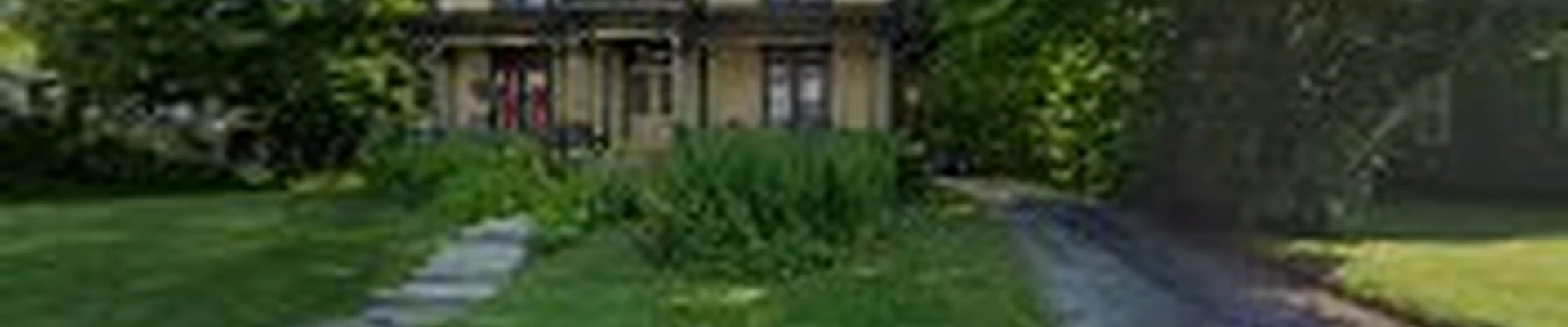 Treehuggers Tree Care