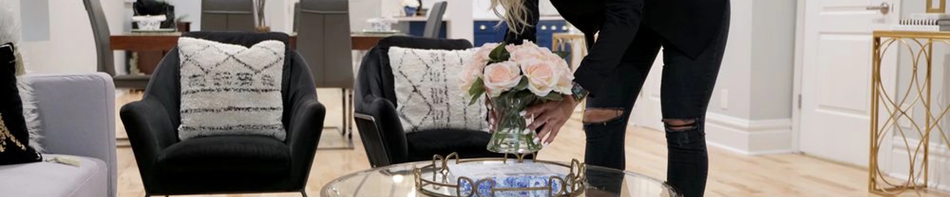 Larissa Staging & Design