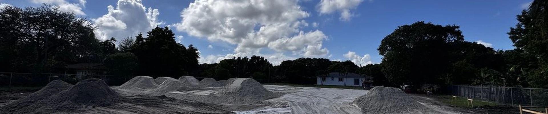 Dirt dog equipment services