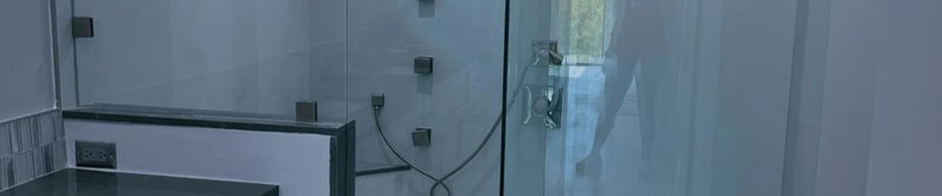 HR Glass & Mirrors
