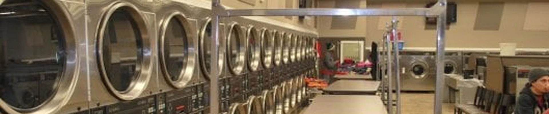 Laundry & Tan Connection