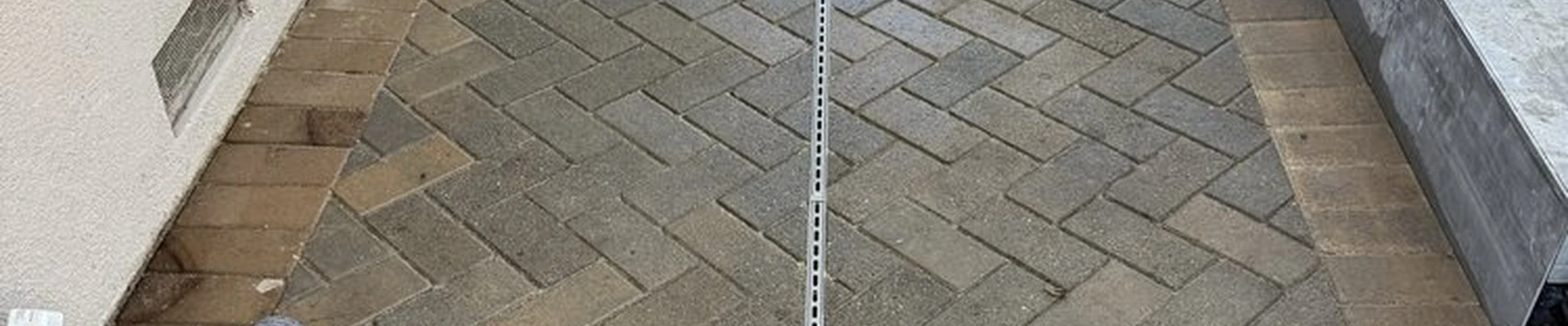 &
