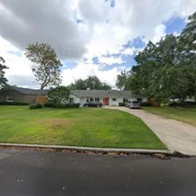 Maitland Neighbor
