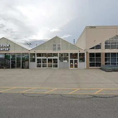 Lowe's Garden Center