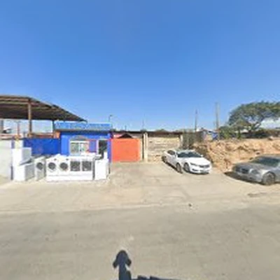 Pelayo’s Linea Blanca