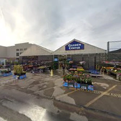 Lowe's Garden Center