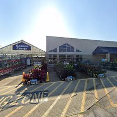 Lowe's Garden Center