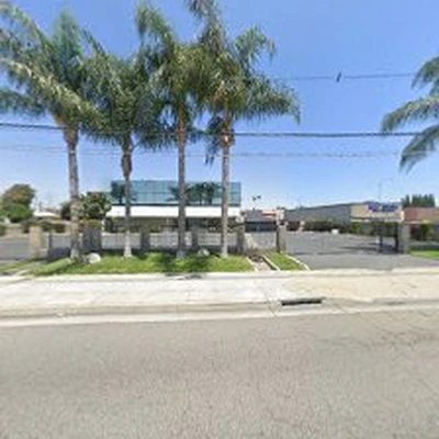 Boutique Construction Service Paramount
