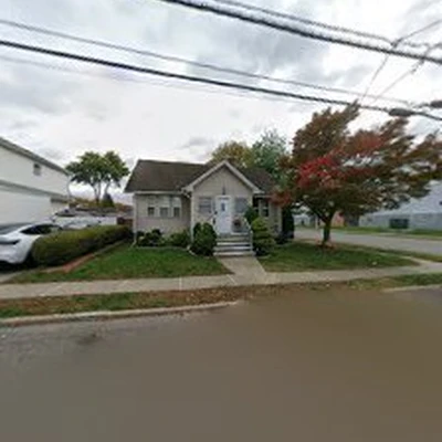 Elvis Landscaping LLC