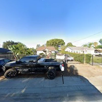 CALDERON LANDSCAPING & GRASS PAINTING SERVICES