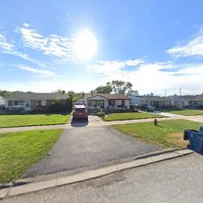 Tello & Son's Lawncare and Landscaping LLC
