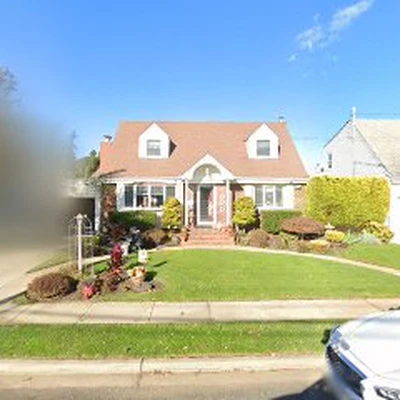 Pine Oaks Landscape Inc