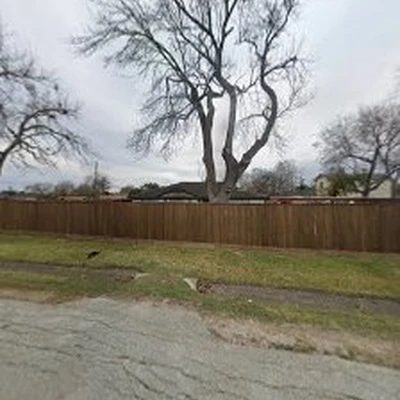 Houston Helping Hand Landscape