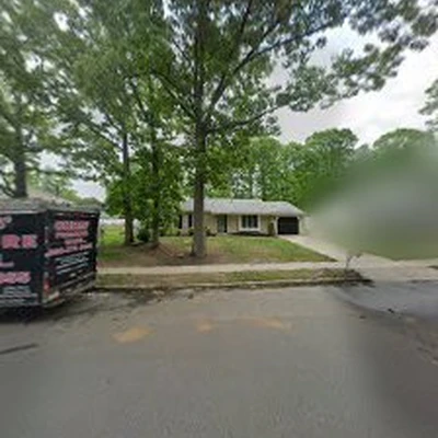 Dom's Landscaping and Hardscaping LLC
