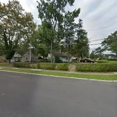 Stratford Cuts Landscaping LLC