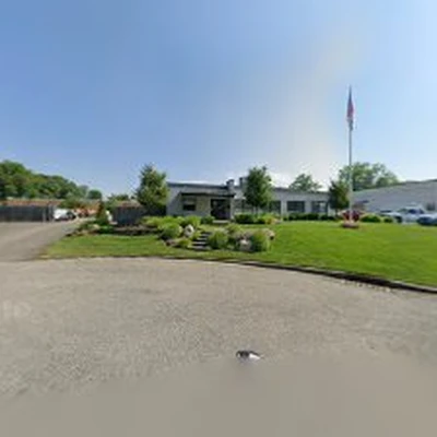 Thomas Flint Landscape Design & Custom Pools