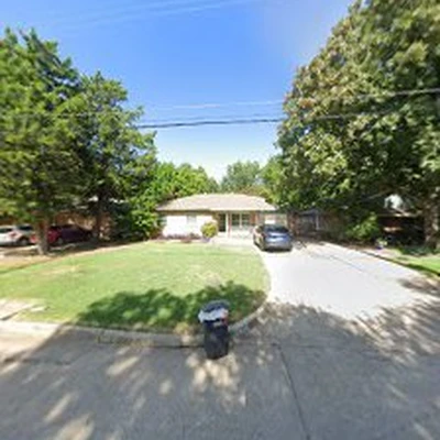 LawnStarter - Dallas Landscaping