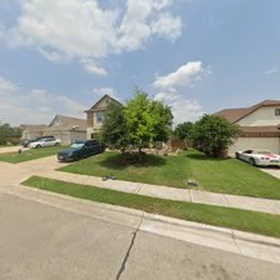 LawnStarter - Austin Landscaping