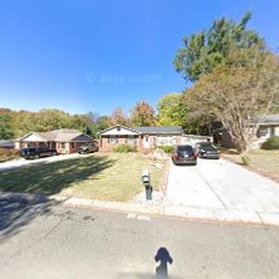 Javier's Landscape LLC