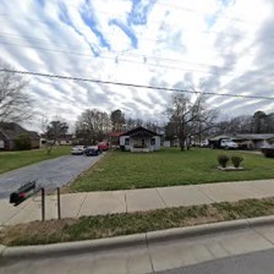 Ocampo Lawn & Landscape LLC