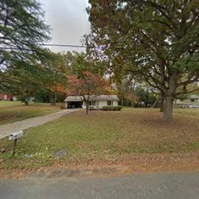 Groundmaster Services LLC - Landscape & Tree Care in Concord, NC