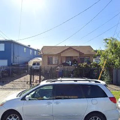 Rogelio's Pool Cleaning & Landscaping Service