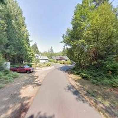 R L Deluxe Landscaping LLC