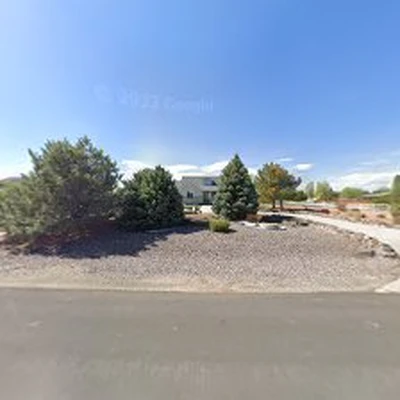 Righthand Landscaping, LLC