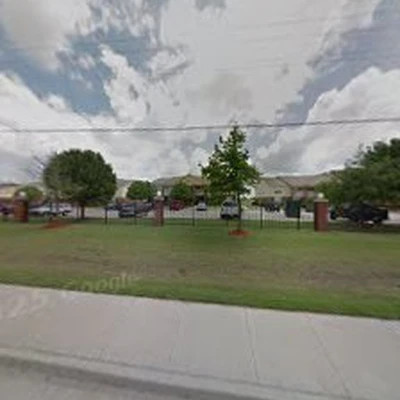Grass & Trees, LLC