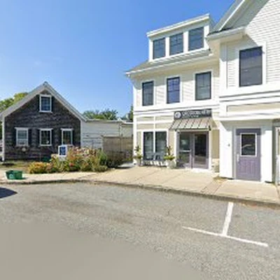 Manos Landscaping, LLC