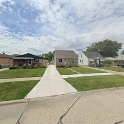 Straight Cuts Landscaping and Lawn Care Services