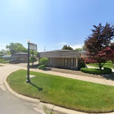 Greenlawn Landscaping Maintenance Co