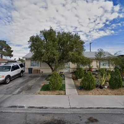 Lawn Maintenance Landscaping