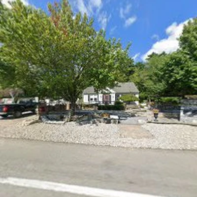 Dellarocco's Landscaping & Design Co.