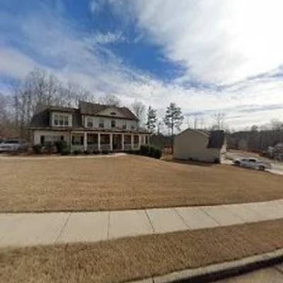 Georgia Pines landscaping