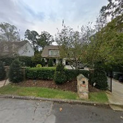 Thomas Landscaping Inc