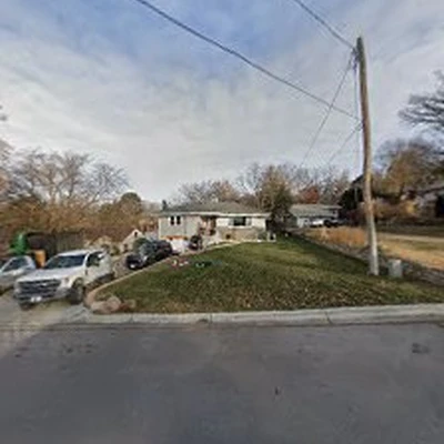 Riverside Lawn & Snow LLC