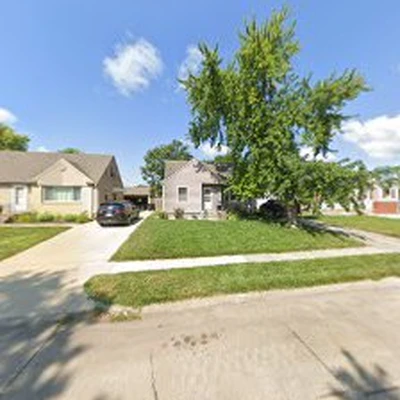 Wheaton Lawn and Landscape LLC