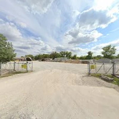 Summit Farms LLC
