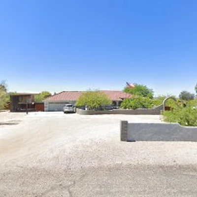 Desert Hills Landscaping LLC