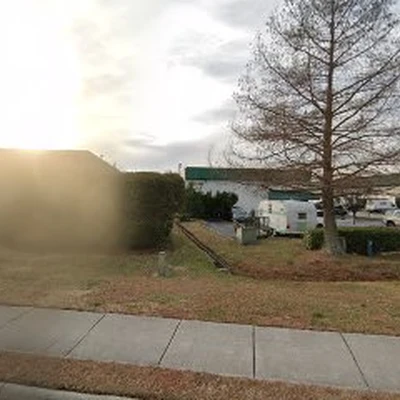 Lawn & Gardens Plus