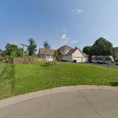Maplewood Tree and Landscaping