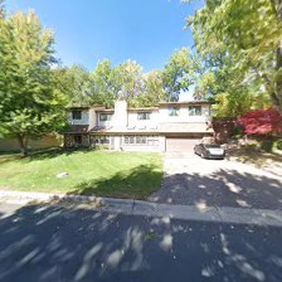 Mowtivation Lawn and Maintenance