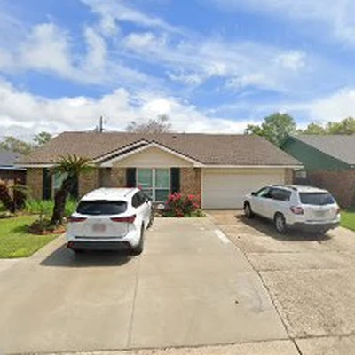 Lee's Lawn & Garden Maintenance