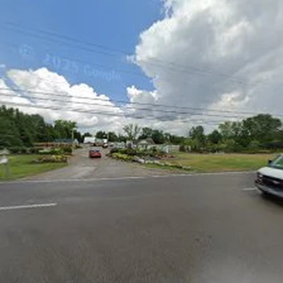 Freddy's Commercial Lawn Care and Garden Center