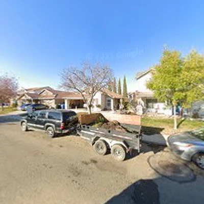 Muniz Lawn Care and Maintenance LLC
